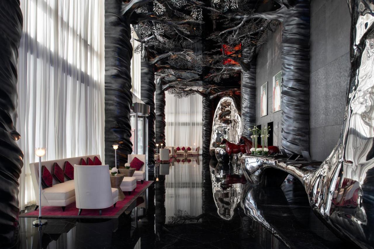 Banyan Tree Doha At La Cigale Mushaireb מראה חיצוני תמונה The lobby of the hotel