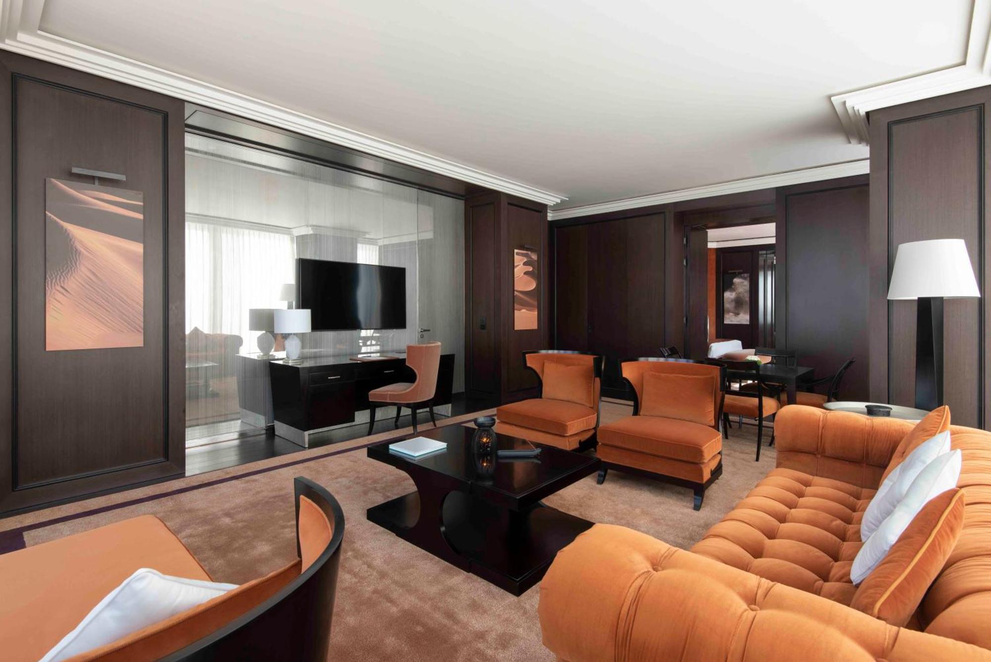 Banyan Tree Doha At La Cigale Mushaireb מראה חיצוני תמונה A suite at the Mandarin Oriental, Paris